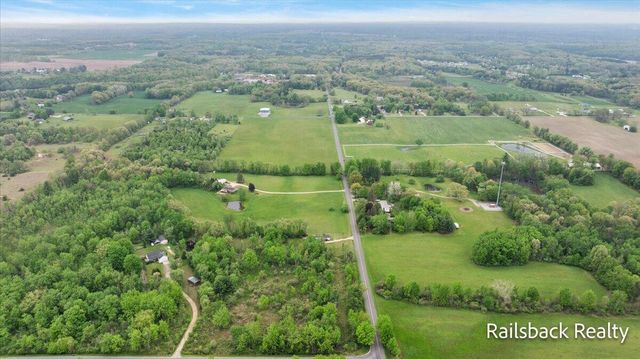 14700 Hanna Avenue NE, Cedar Springs, MI 49319