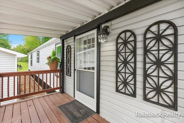 14700 Hanna Avenue NE, Cedar Springs, MI 49319