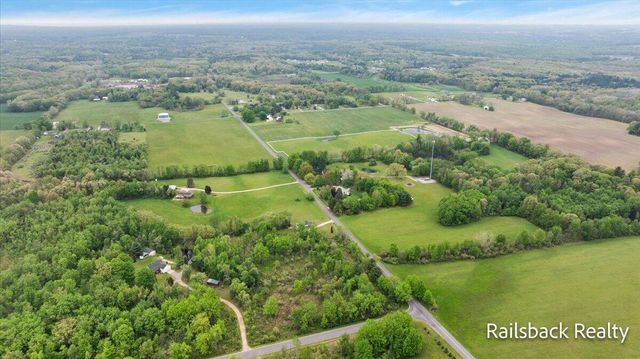 14700 Hanna Avenue NE, Cedar Springs, MI 49319