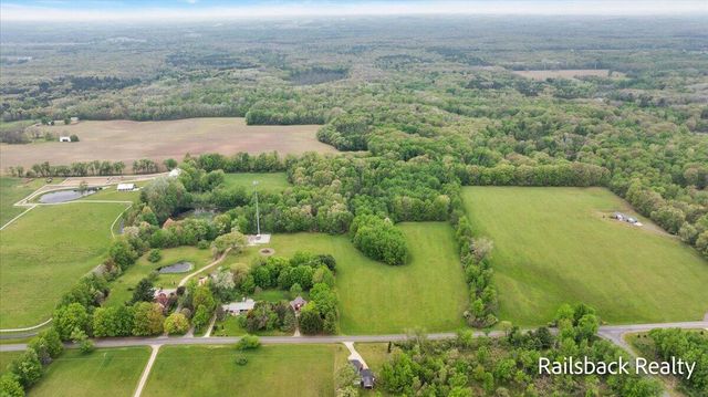 14700 Hanna Avenue NE, Cedar Springs, MI 49319