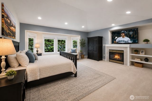 24121 NE 1st Place, Sammamish, WA 98074