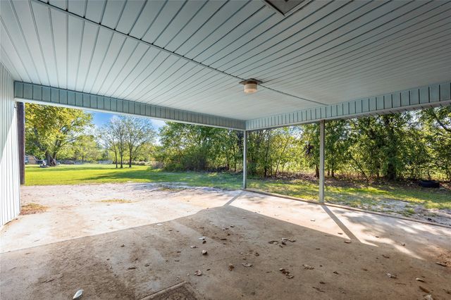 2907 Charity Road, Commerce, TX 75428