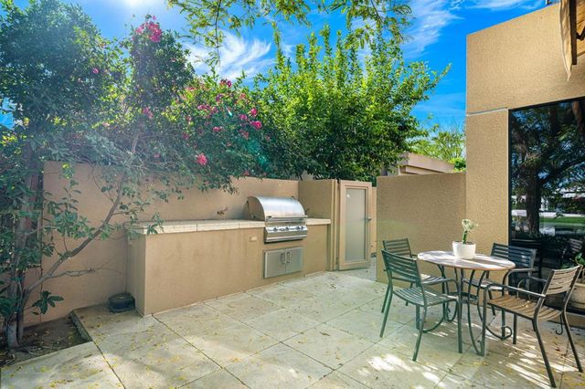 12165 Turnberry Drive, Rancho Mirage, CA 92270