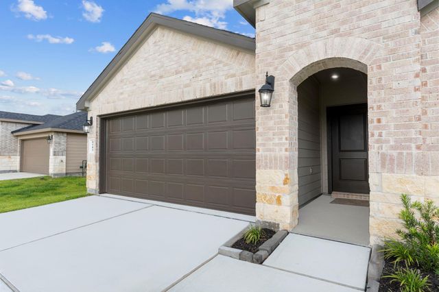 1511 Splashing Wave Drive, Iowa Colony, TX 77583