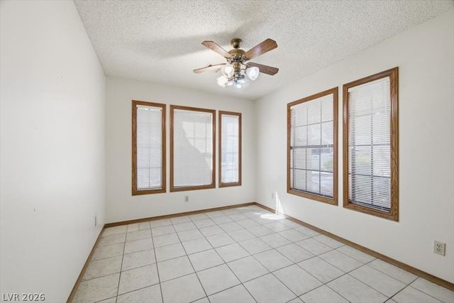 7812 Canoe Lane, Las Vegas, NV 89145