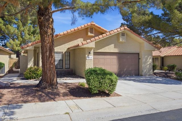 7812 Canoe Lane, Las Vegas, NV 89145
