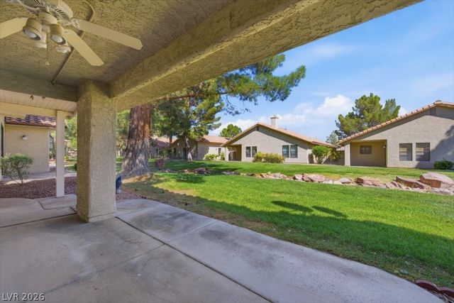 7812 Canoe Lane, Las Vegas, NV 89145