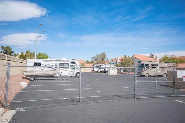 7812 Canoe Lane, Las Vegas, NV 89145