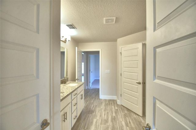 4705 GRANDVIEW GLEN DRIVE, Auburndale, FL 33823