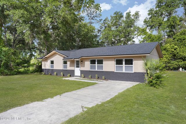 111 ELM Avenue, Palatka, FL 32177