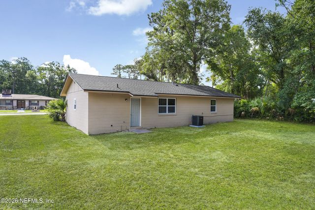 111 ELM Avenue, Palatka, FL 32177