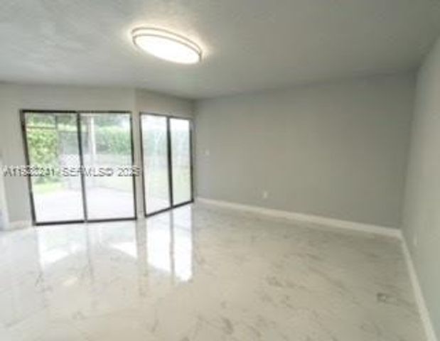 975 N Franklin Ave 975B, Homestead, FL 33034