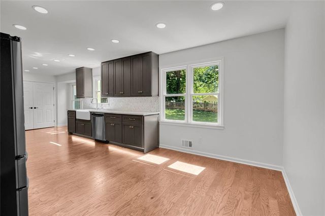 167 Knollwood Drive NW, Marietta, GA 30064
