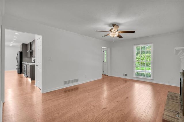 167 Knollwood Drive NW, Marietta, GA 30064