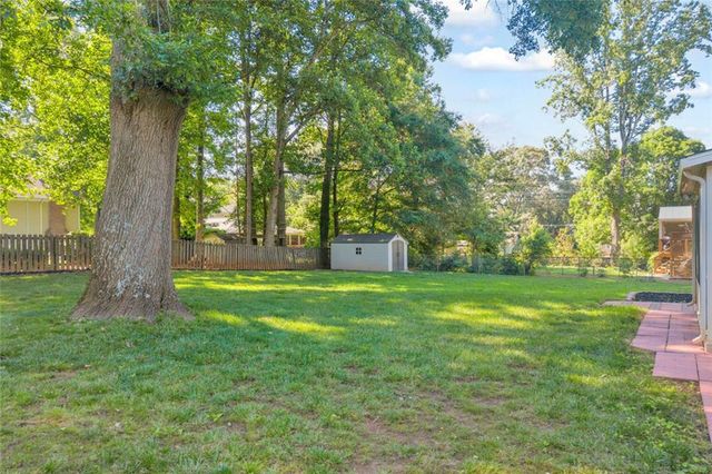 167 Knollwood Drive NW, Marietta, GA 30064