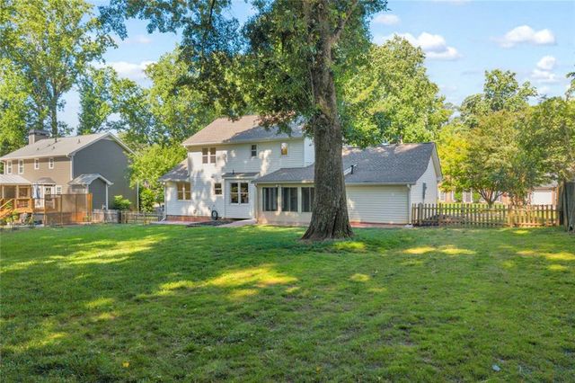 167 Knollwood Drive NW, Marietta, GA 30064
