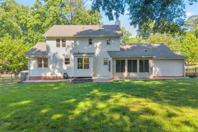167 Knollwood Drive NW, Marietta, GA 30064