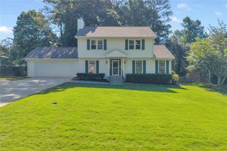167 Knollwood Drive NW, Marietta, GA 30064