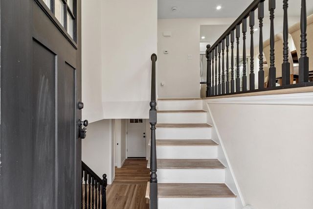 17 York Ave, Westford, MA 01886