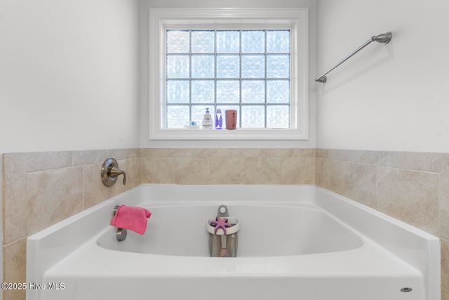 384 Water Wagon Trail, Jacksonville, NC 28546