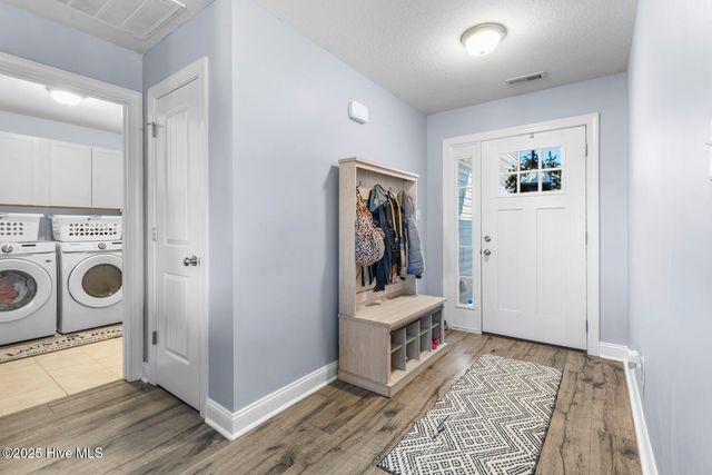 384 Water Wagon Trail, Jacksonville, NC 28546