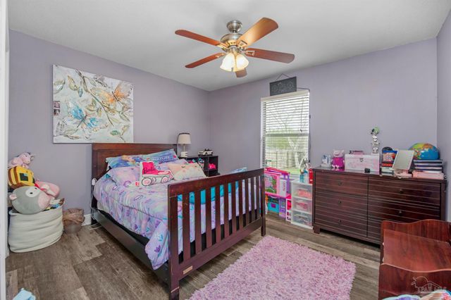 6508 Fall St, Milton, FL 32570