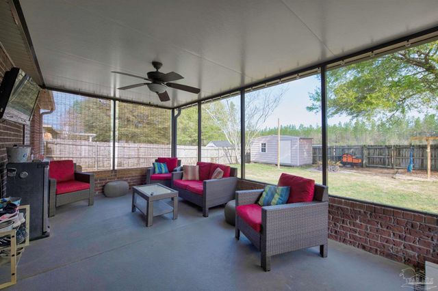 6508 Fall St, Milton, FL 32570