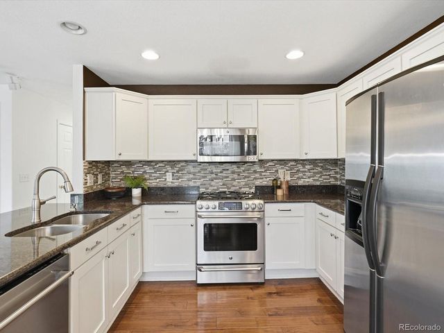 927 Sandstone Way, Superior, CO 80027