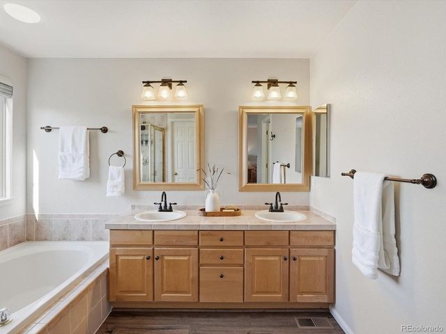 927 Sandstone Way, Superior, CO 80027