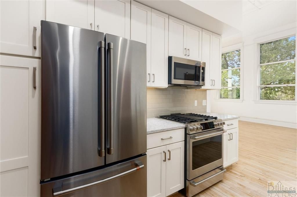 235 N 32nd St Apt 302, Billings, MT 59101 photo 4