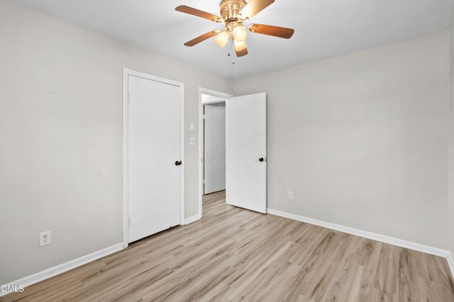 4917 Ashton Road, Fayetteville, NC 28304
