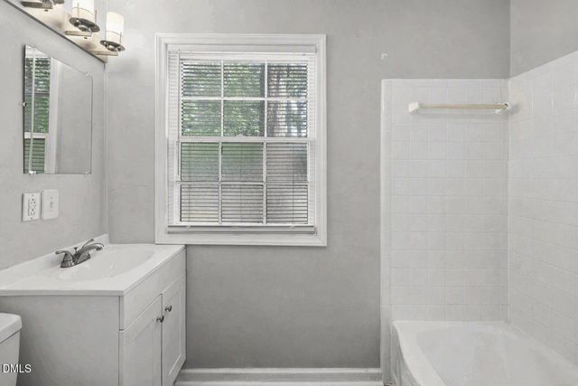 4917 Ashton Road, Fayetteville, NC 28304