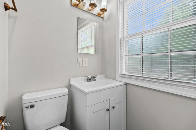 4917 Ashton Road, Fayetteville, NC 28304