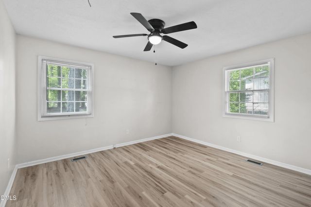 4917 Ashton Road, Fayetteville, NC 28304
