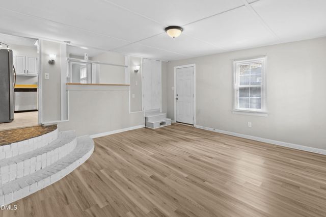 4917 Ashton Road, Fayetteville, NC 28304