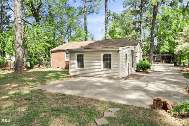 4917 Ashton Road, Fayetteville, NC 28304