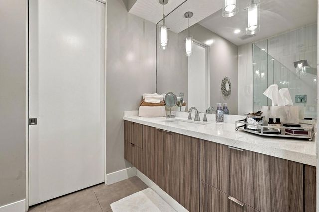 78025 Lago Drive, La Quinta, CA 92253