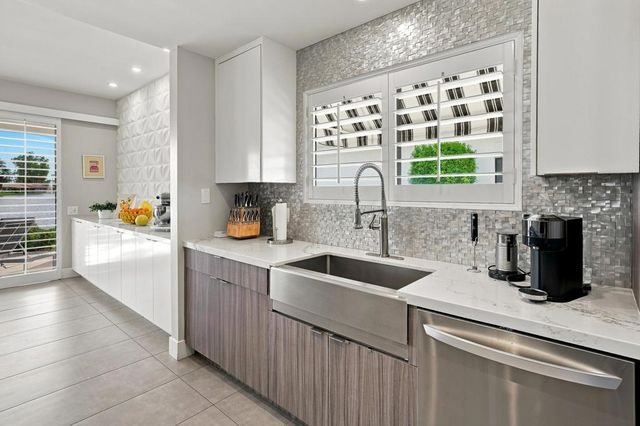 78025 Lago Drive, La Quinta, CA 92253