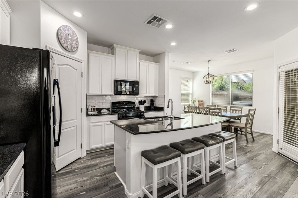 7583 Wellfleet Bay Avenue, Las Vegas, NV 89179