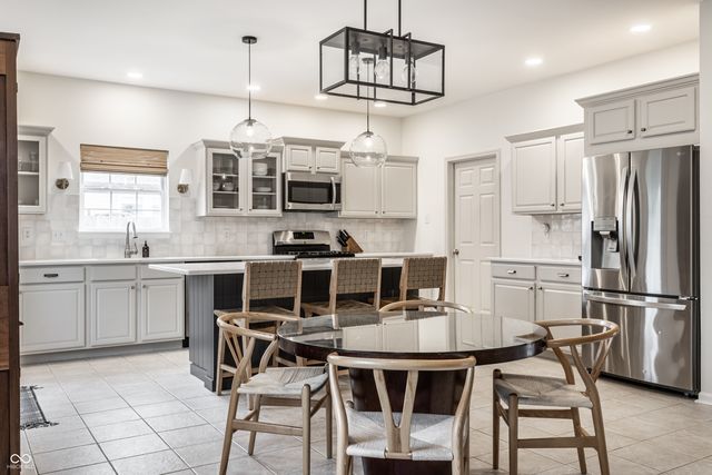 15119 Porchester Drive, Noblesville, IN 46062