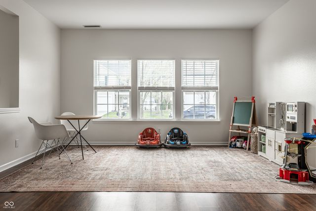 15119 Porchester Drive, Noblesville, IN 46062