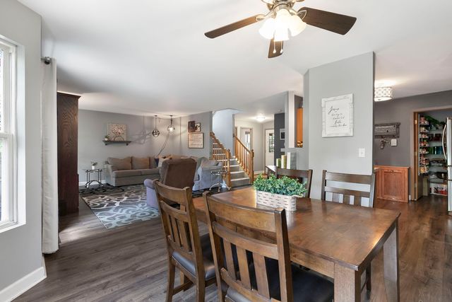 681 W HURON HILLS Trail, Round Lake Heights, IL 60073