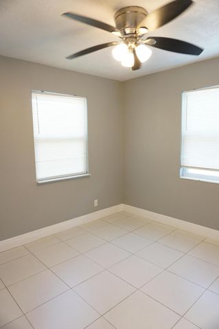 1456 W 29TH Street 1, Riviera Beach, FL 33404