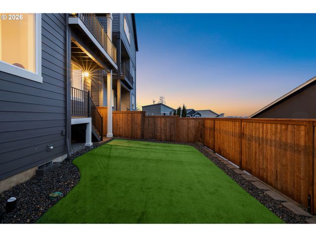 19901 Sw Lou Ln Model, Beaverton, OR 97007