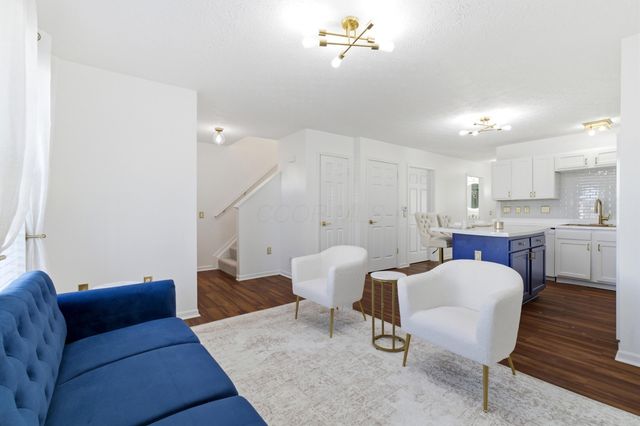 924 Carpenter Street, Columbus, OH 43206