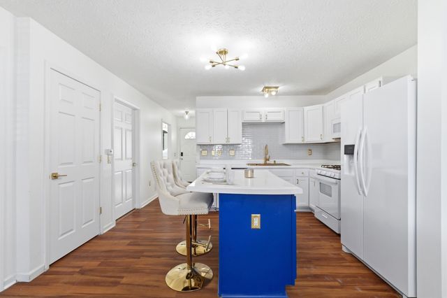 924 Carpenter Street, Columbus, OH 43206