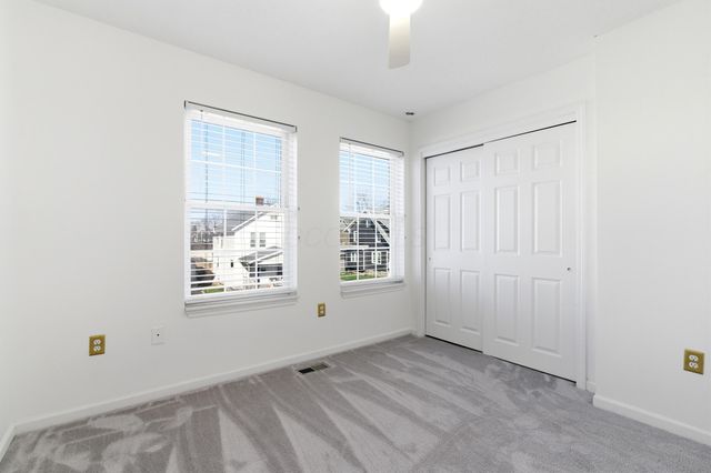 924 Carpenter Street, Columbus, OH 43206