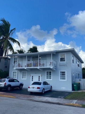 701 82nd St 1, Miami Beach, FL 33141