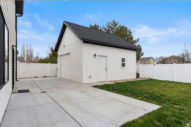 2303 E HAWTHORNE ST, Saratoga Springs, UT 84043