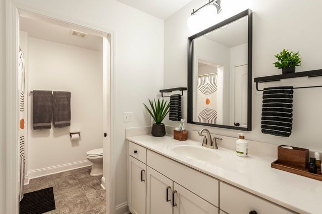 400 Quarry Rd, Gallatin, TN 37066